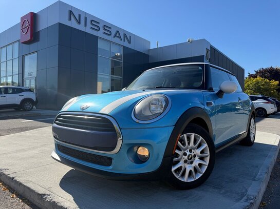 2016 MINI Cooper toit rigide 2016 Blue 2016 MINI Cooper toit rigide 2016 Blue