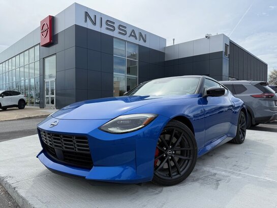 Nissan Z 2024 2024 Bleu deux tons/Noir intense Nissan Z 2024 2024 Bleu deux tons/Noir intense